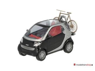 Busch H0 48907 Smart City Coupé met achterop fiets op drager - Modeltreinshop