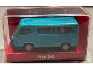 Herpa H0 041621 Mercedes-Benz 100 II Bus Turquoise - Modeltreinshop