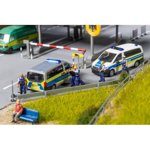 Faller H0 151716 Politie - Modeltreinshop