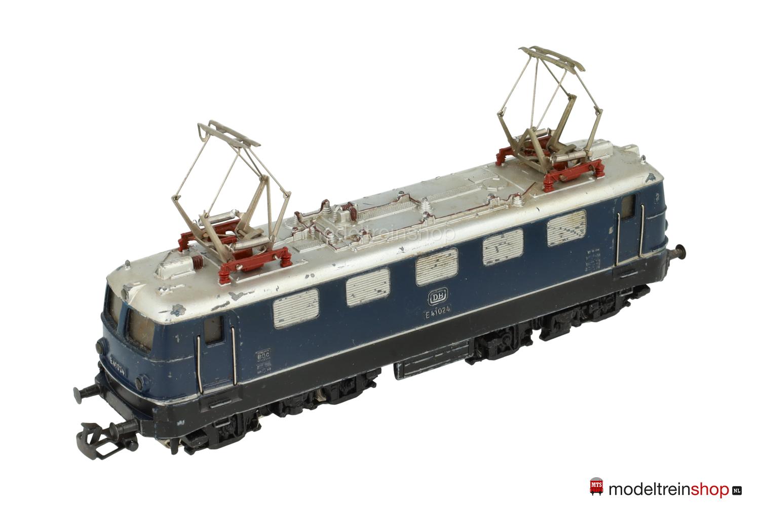 Marklin H0 3034 V1 Electrische Locomotief BR141 DB – Modeltreinshop Marklin H0 3034 V1 Electrische Locomotief BR141 DB - Modeltreinshop