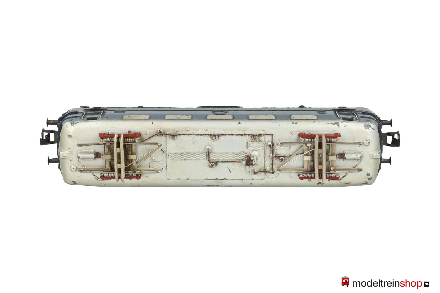 Marklin H0 3034 V1 Electrische Locomotief BR141 DB – Modeltreinshop Marklin H0 3034 V1 Electrische Locomotief BR141 DB - Modeltreinshop