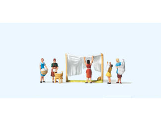 Preiser N 79050 Vrouwen hangen de was op - Modeltreinshop