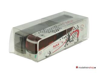 H0 Bussen - Ajax Amsterdam en Jonckheere - Modeltreinshop