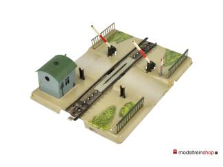 Marklin H0 7390 V7 Spoorwegovergang M rail - Modeltreinshop