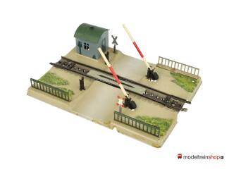 Marklin H0 7390 V7 Spoorwegovergang M rail - Modeltreinshop