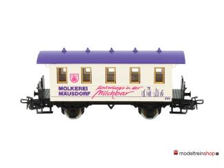 Marklin H0 4107 (92001) Reizigersrijtuig Molkerei Mäusdorf unterwegs in der Milchbar - Modeltreinshop