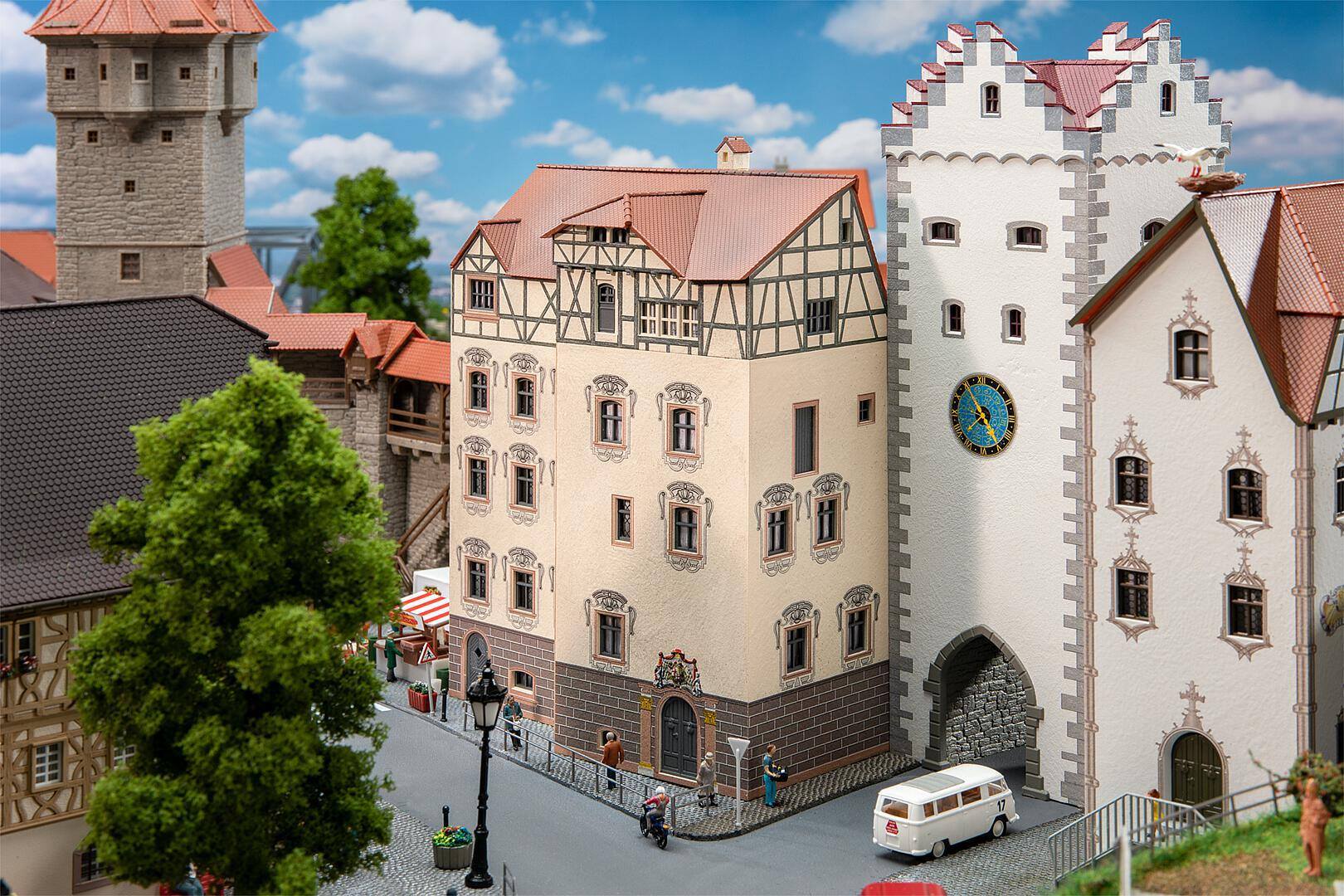 Faller HO 130647 Groot Stadhuis - Herenhuis - Modeltreinshop