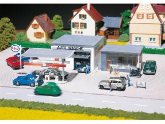 Faller HO 191843 Tankstation met autowasstraat -Modeltreinshop